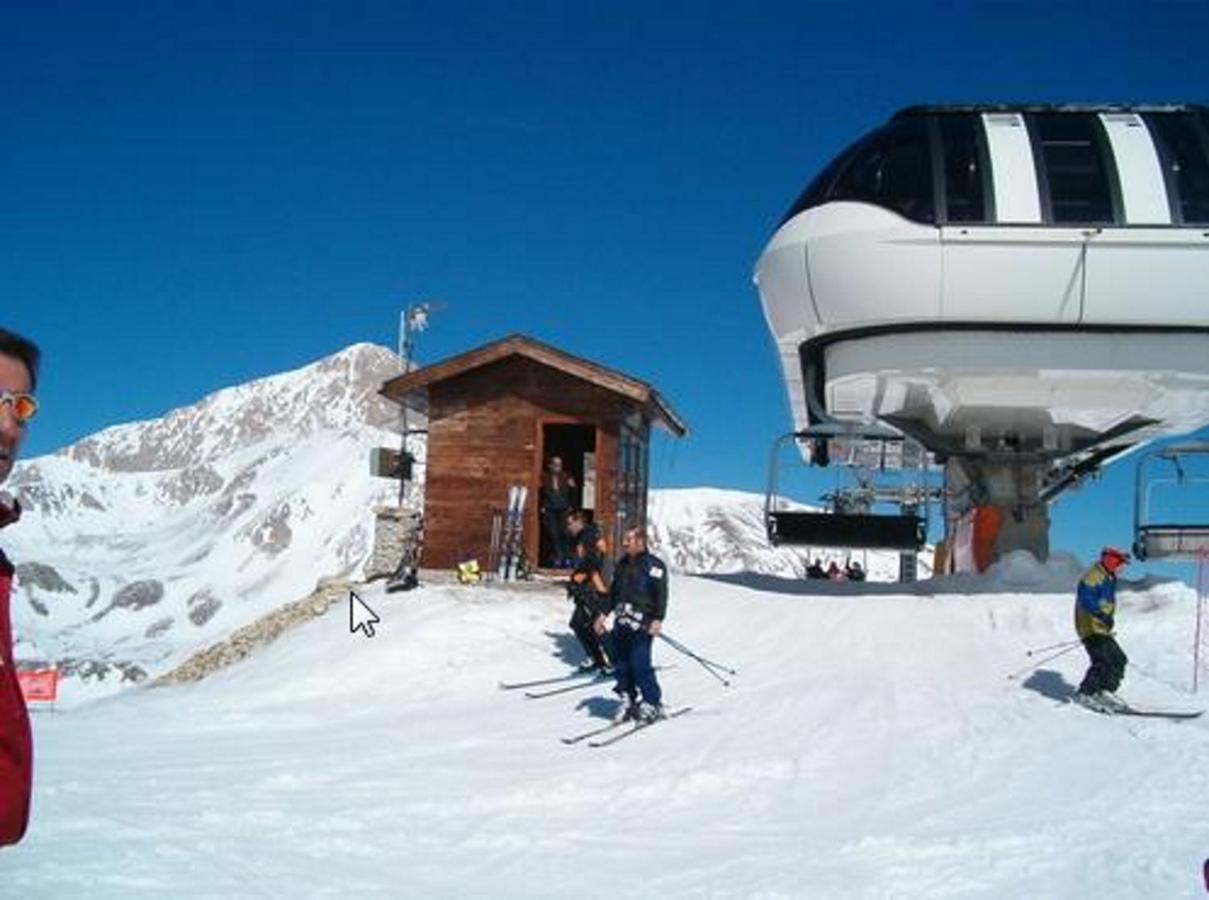 Complesso Turistico Aurora - Appartamenti Poggio Picenze Exterior foto